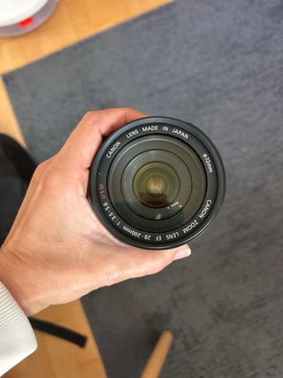 Objetivo Canon EF 28-200mm