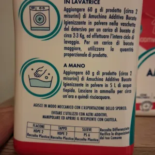 Amuchina Additivo Bucato Igienizzante (4 pezzi)