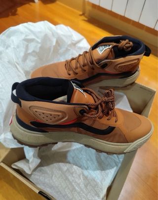 Vans Crosspath MTE Talla 44 Beige