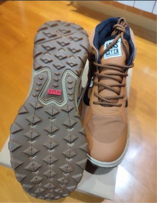 Vans Crosspath MTE Talla 44 Beige