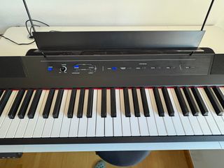Piano Digital Alesis Recital