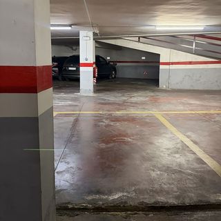 Garaje en venta en Instituts - Ponent - Sota el Camí Ral en Granollers