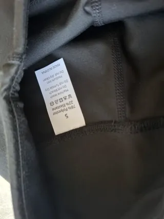 Conjunto deportivo negro talla S