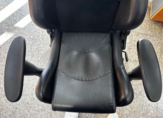 Silla Oficina OMP Tipo Backet . Color Negro