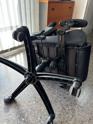 Silla Oficina OMP Tipo Backet . Color Negro