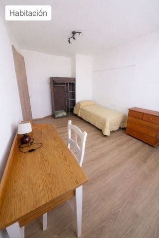 Ático en alquiler en Pajaritos - Plaza de Toros en Granada