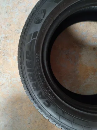 Neumáticos Pirelli 215/65 16C 109/107 T