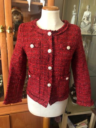 Chaqueta tipo Chanel tweet rojo