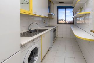 Piso en alquiler en Piovera - Conde Orgaz en Madrid