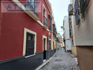 Local comercial en venta en San Julián en Sevilla