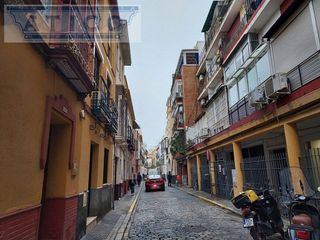 Local comercial en venta en San Julián en Sevilla