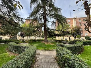 Piso en venta en Lucero en Madrid
