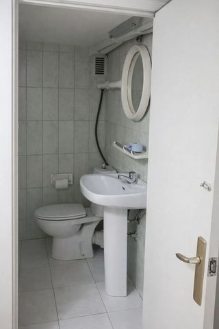 Local comercial en alquiler en Centro - Ayuntamiento en Santander