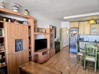 Piso en venta en La Carihuela en Torremolinos