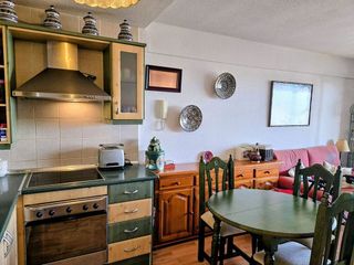 Piso en venta en La Carihuela en Torremolinos