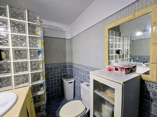 Piso en venta en La Carihuela en Torremolinos