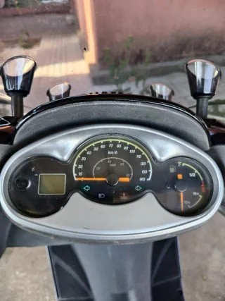 Yamaha Majesty 125 Azul