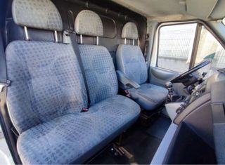 Ford Transit 330M 2.2 TDCi 100CV – Furgón