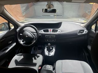 Renault Scenic 2009