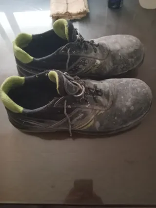 Zapatos de seguridad talla 45