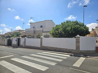Chalet en venta en Centro en Torrevieja