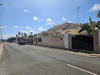 Chalet en venta en Centro en Torrevieja