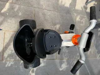Triciclo para niñ@, casi nuevo