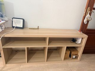 Mueble TV madera claro