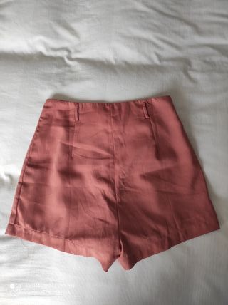 Pantalón corto rosa talla L