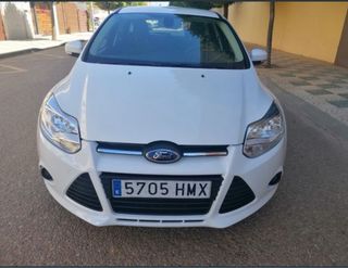 Ford Focus 2013 gasolina 125 cv consumo muy bajo