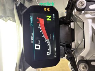 BMW R 1300 R (3 PAQUETES)(PVP NUEVA 25.500&euro;)