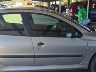 Peugeot 206 2002