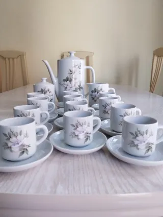 Juego de café 12 servicios porcelana floral