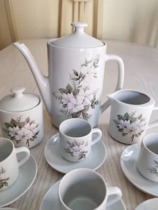 Juego de café 12 servicios porcelana floral