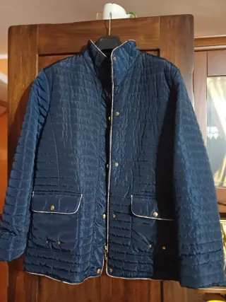 Giubbotto donna blu trapuntato