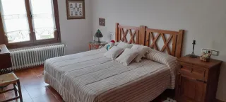 Cabecero de madera de pino
