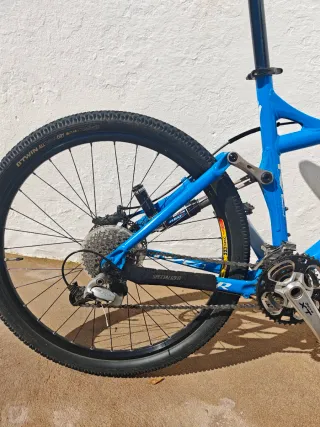 Bicicleta Specialized Epic FSR blu