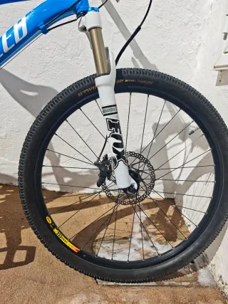 Bicicleta Specialized Epic FSR blu