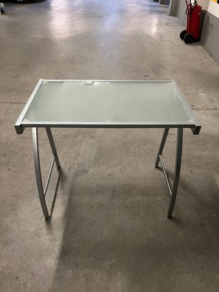 Escritorio cristal y metal