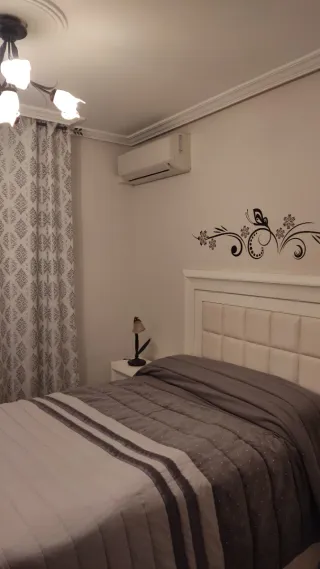 Se vende piso.