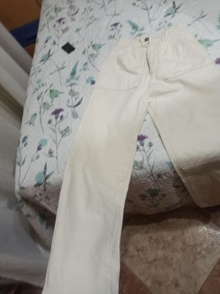 Lote Ropa Zara, mango, P. h. y Pull&Bear Beige.