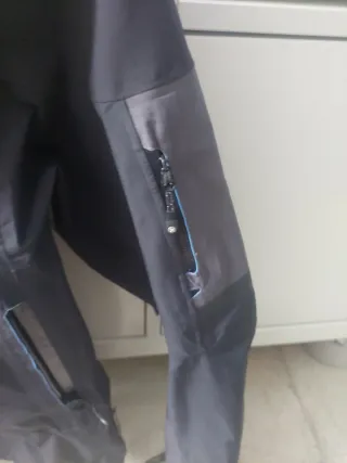 Chaqueta Montura Gore-Tex Pro