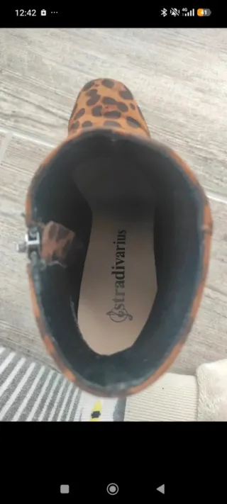 Botas de salto alto com estampa de leopardo