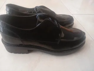Zapatos de vestir Nuevos a estrenar Talla 41 Negro