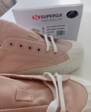 Zapatillas Superga Rosa y Blancas