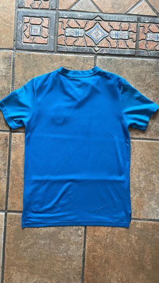 Zapatos Fútbol Puma y Camiseta Real Madrid