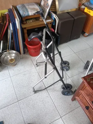 Andador con ruedas
