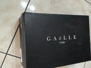 Sneakers donna Gaelle Paris bianche