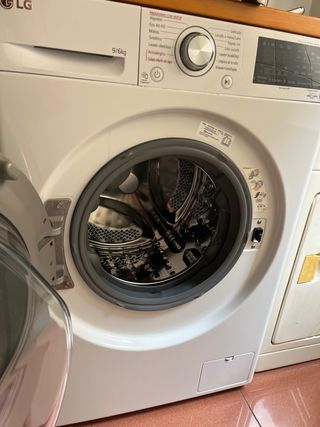 Lavadora secadora LG 9kg/6kg F4DV3109S2W