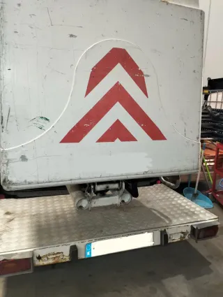 Nissan NV400 2019